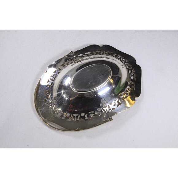 Vintage English Silver plated bon-bon dish initialled W, opulent key dish, - Picture 10 of 10